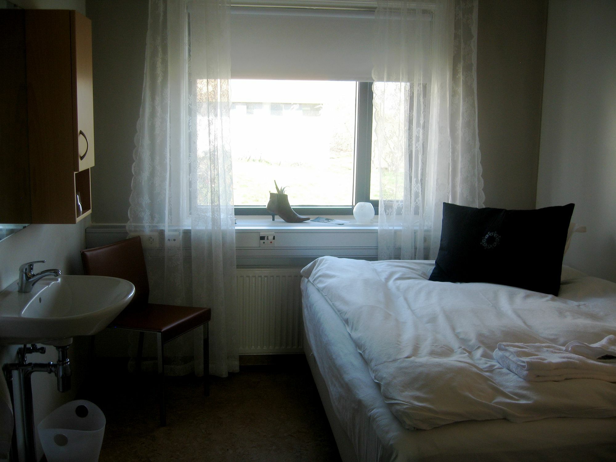 Skjaldarvik Guesthouse Акурейрі Екстер'єр фото